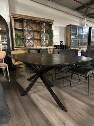 Eetkamertafel Alexandra Deens ovaal 200cm, Mango, zwart